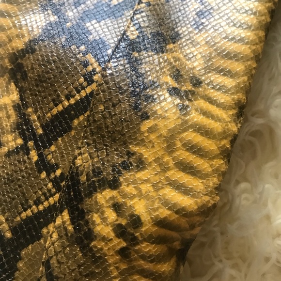 Boots - Picture 3 of 3